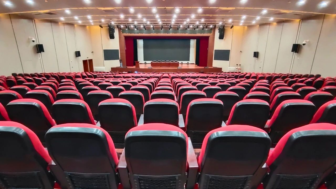 航天廣電會(huì)議擴(kuò)聲系統(tǒng)工程產(chǎn)品服務(wù)于六安市某學(xué)校！